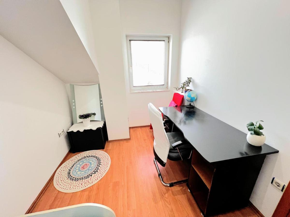 Penthouse Familly Oreskovic 자그레브 외부 사진